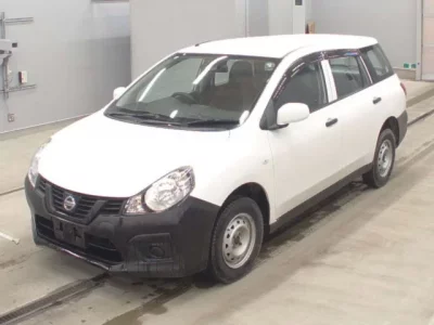 Nissan AD