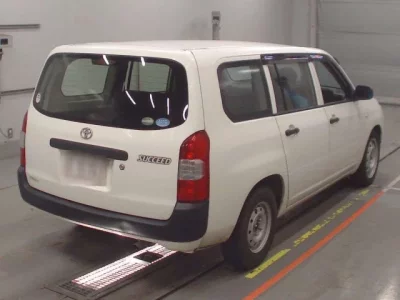 Toyota SUCCEED
