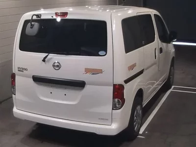 Nissan NV200