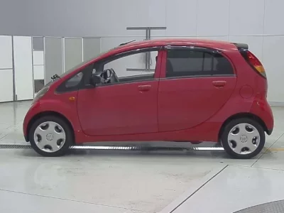 Mitsubishi I