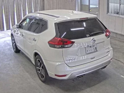 Nissan X-TRAIL