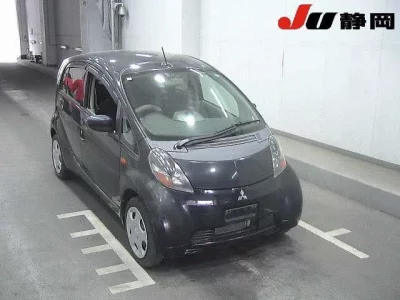 Mitsubishi I