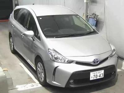 Toyota PRIUS ALPHA