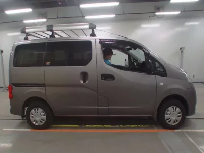 Nissan NV200