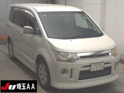 Mitsubishi DELICA D5