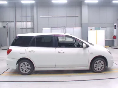 Nissan WINGROAD