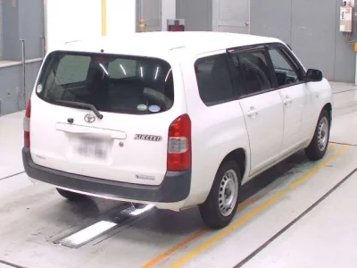 Toyota SUCCEED