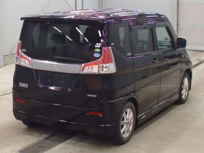 Mitsubishi DELICA D2