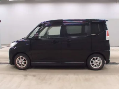 Mitsubishi DELICA D2
