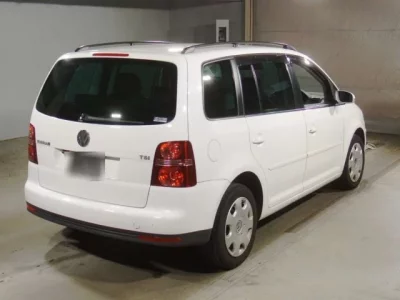Volkswagen GOLF TOURAN