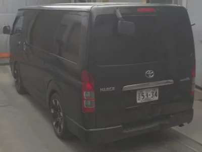 Toyota HIACE VAN