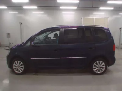 Volkswagen GOLF TOURAN