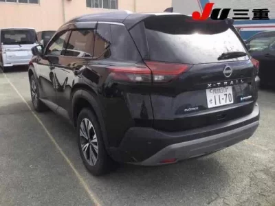 Nissan X-TRAIL