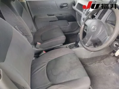 Nissan AD