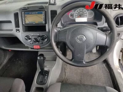 Nissan AD