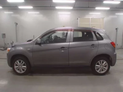 Mitsubishi RVR