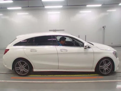 Mercedes-Benz CLA CLASS