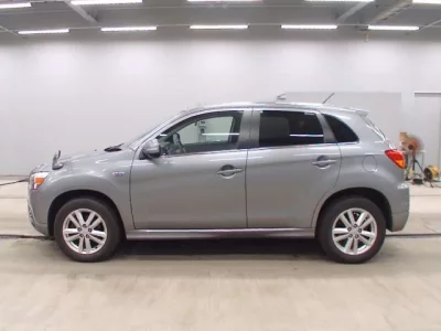 Mitsubishi RVR