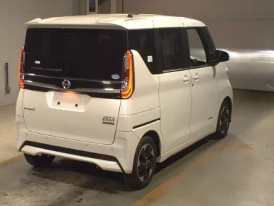 Nissan ROOX