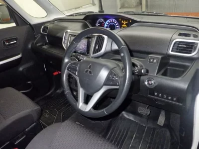 Mitsubishi DELICA D2