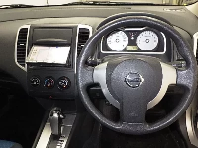 Nissan WINGROAD
