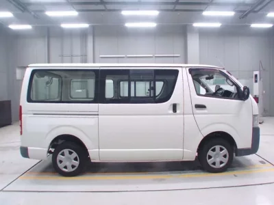 Toyota REGIUS ACE VAN
