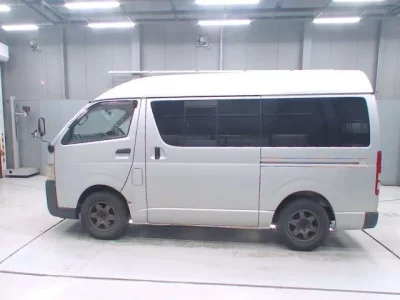 Toyota REGIUS ACE VAN