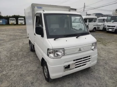 Mitsubishi MINICAB TRUCK