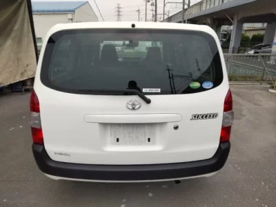 Toyota SUCCEED