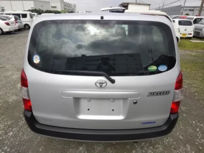 Toyota SUCCEED