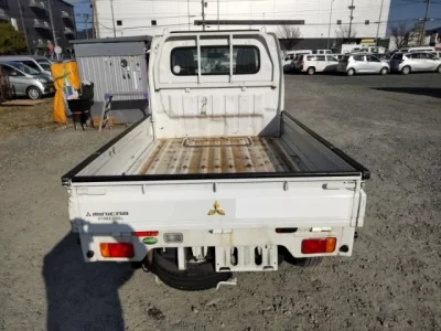 Mitsubishi MINICAB TRUCK