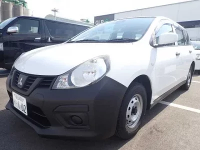 Mitsubishi LANCER VAN