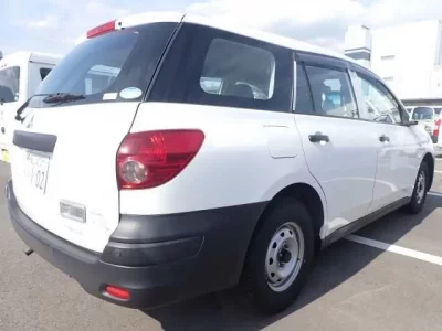 Mitsubishi LANCER VAN
