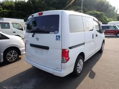 Nissan NV200