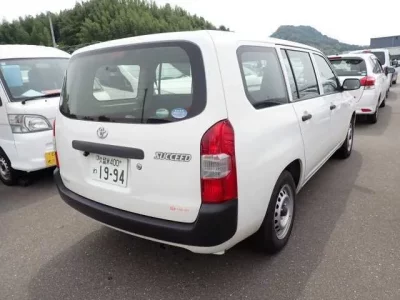 Toyota SUCCEED