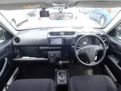 Toyota SUCCEED