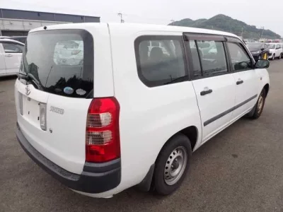 Toyota SUCCEED