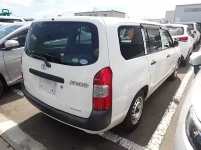 Toyota SUCCEED