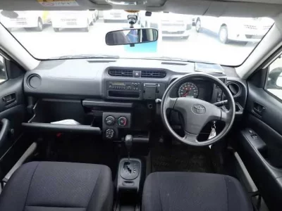 Toyota SUCCEED
