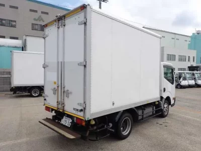 Nissan ATLAS