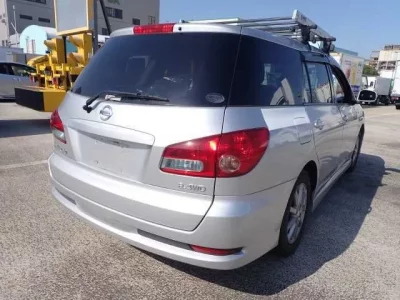 Nissan WINGROAD