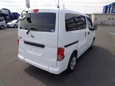 Nissan NV200