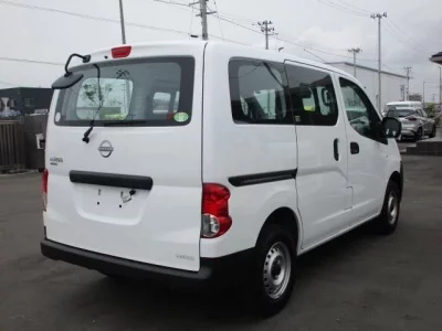 Nissan NV200