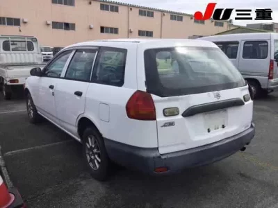 Nissan AD