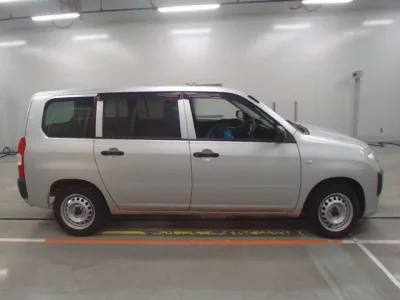 Toyota SUCCEED