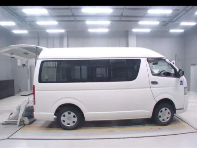 Toyota REGIUS ACE VAN