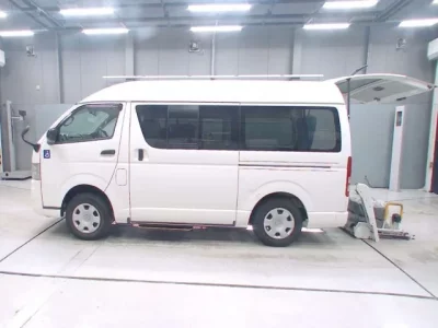 Toyota REGIUS ACE VAN