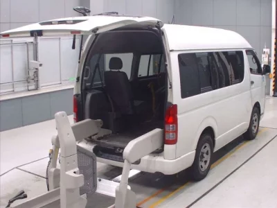 Toyota REGIUS ACE VAN