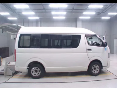 Toyota REGIUS ACE VAN