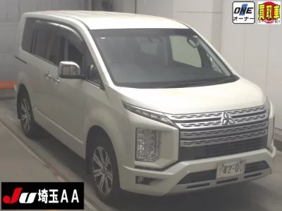 Mitsubishi DELICA D5